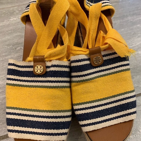 Tory Burch - Picture 3 of 4